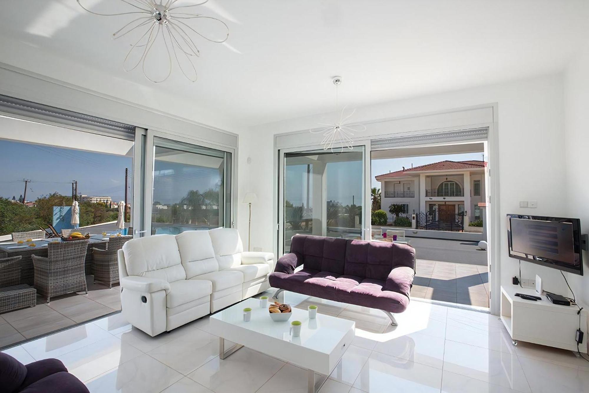 Villa Protara Chrysos - Beautiful 5 Bedroom Protaras Villa - Walking Distance To Fig Tree Bay Exterior photo