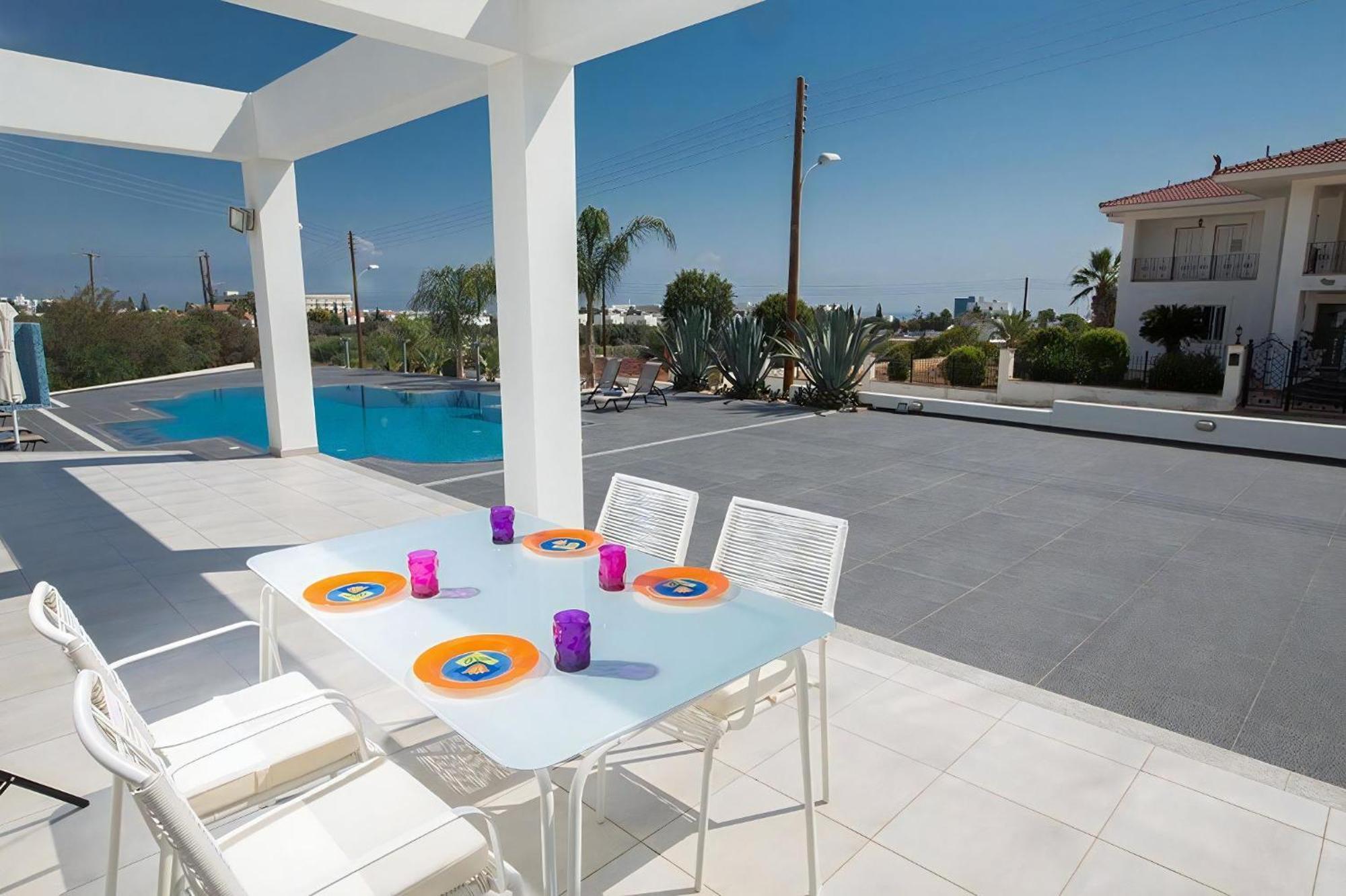 Villa Protara Chrysos - Beautiful 5 Bedroom Protaras Villa - Walking Distance To Fig Tree Bay Exterior photo