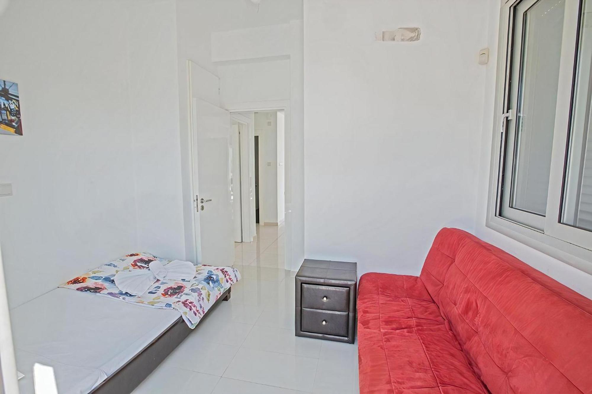 Villa Protara Chrysos - Beautiful 5 Bedroom Protaras Villa - Walking Distance To Fig Tree Bay Exterior photo